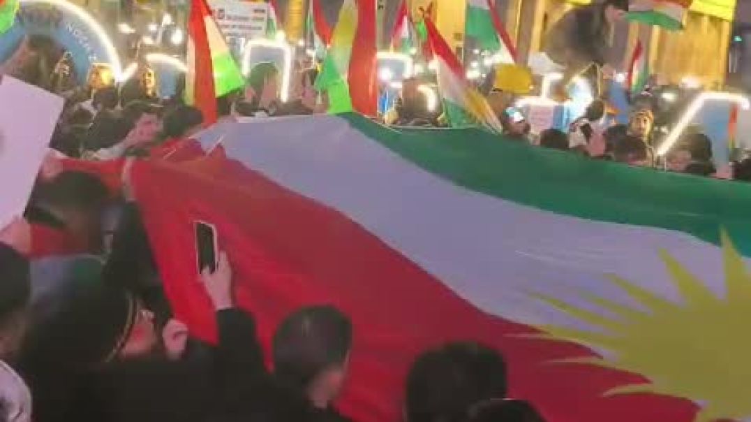 مسيرات داعمة ليلية في أوروبا دعماً لمقاومة روج آفا