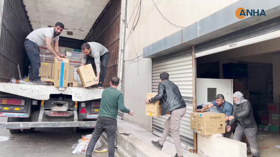 5 kamyonên Xaça Sor gihîştin Kobanê