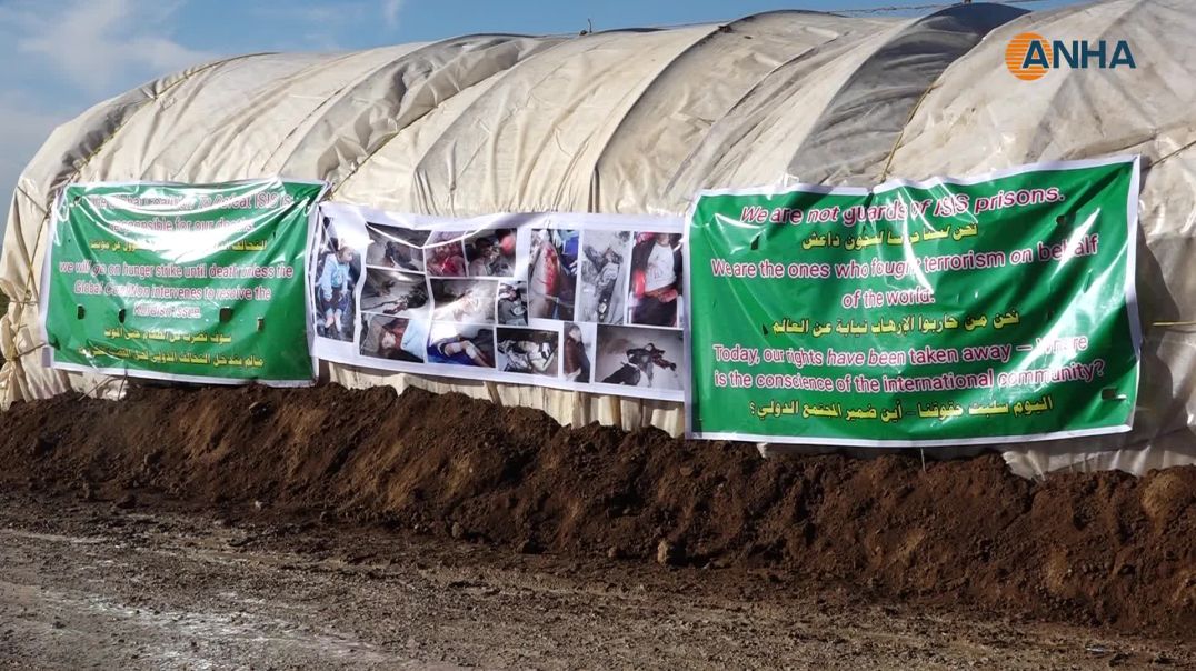 ⁣اعتصام وإضراب حتى الموت لامرأة كردية أمام قاعدة للتحالف الدولي رفضاً للمجازر