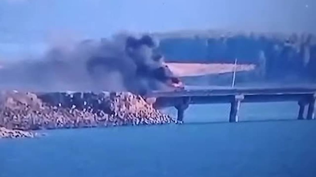 مشاهد لتدمير مدرعة لمرتزقة الحكومة المؤقتة في محور قرقوزاق بكوباني