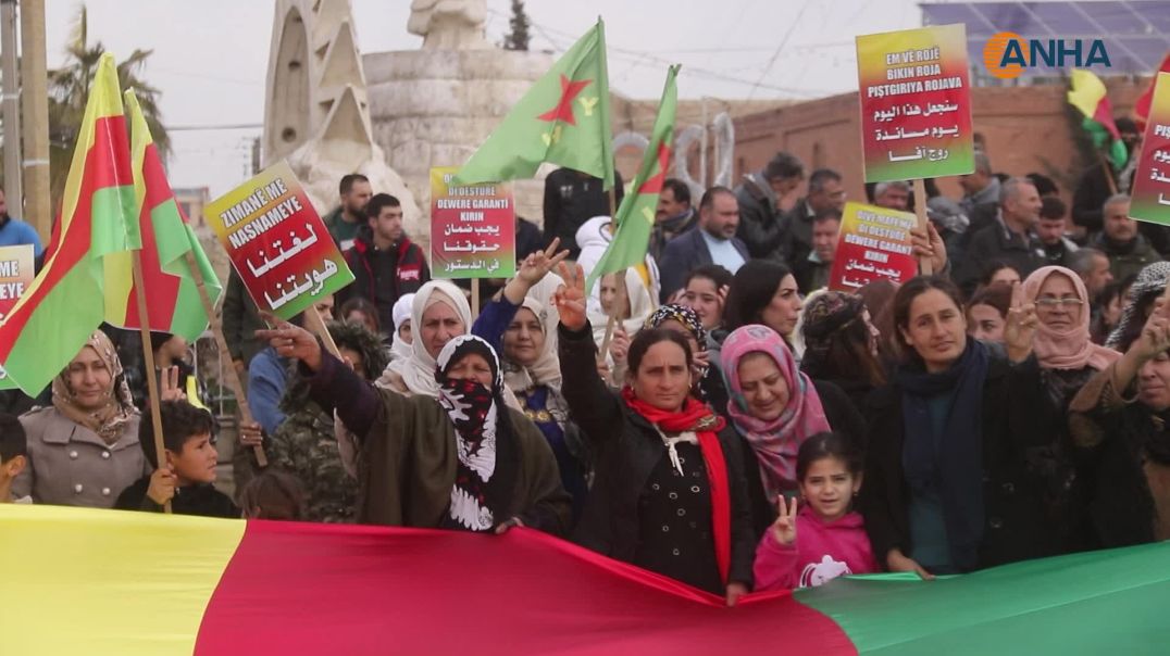 ⁣آلاف الحناجر في الجزيرة تهتف: تحيا مقاومة روج آفا - عامودا