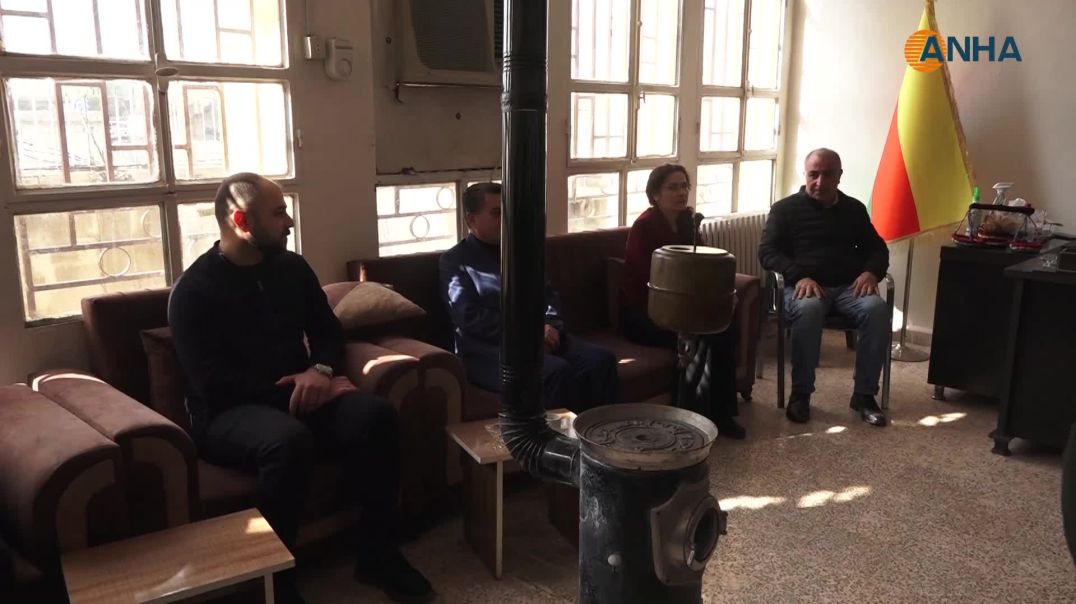 وفد من الإدارة الذاتية يتفقد مراكز إيواء المهجّرين