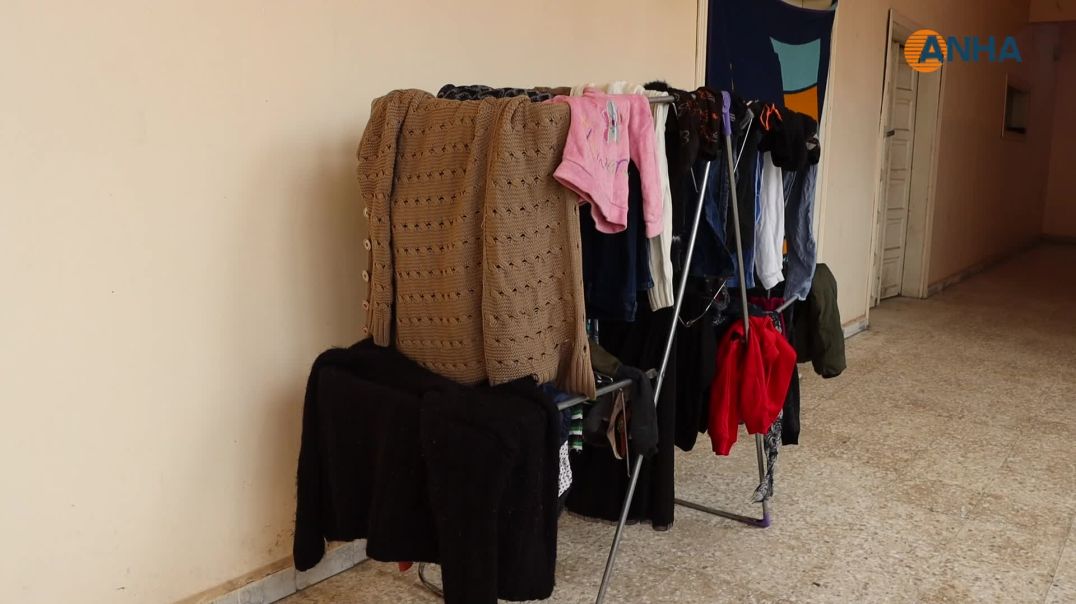 ⁣مهجّرو عفرين في كركي لكي يطالبون بضمان عودتهم الآمنة