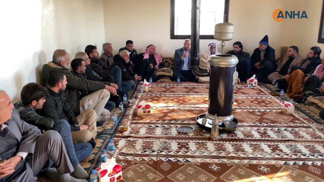 ⁣اجتماع بين شيوخ العشائر الكردية والعربية في ريف كوباني
