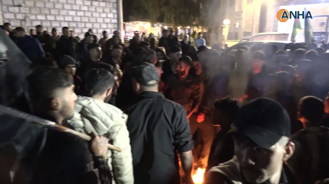 Li Qamişloyê li dijî êrişên li Efrîn û Helebê xwepêşandan