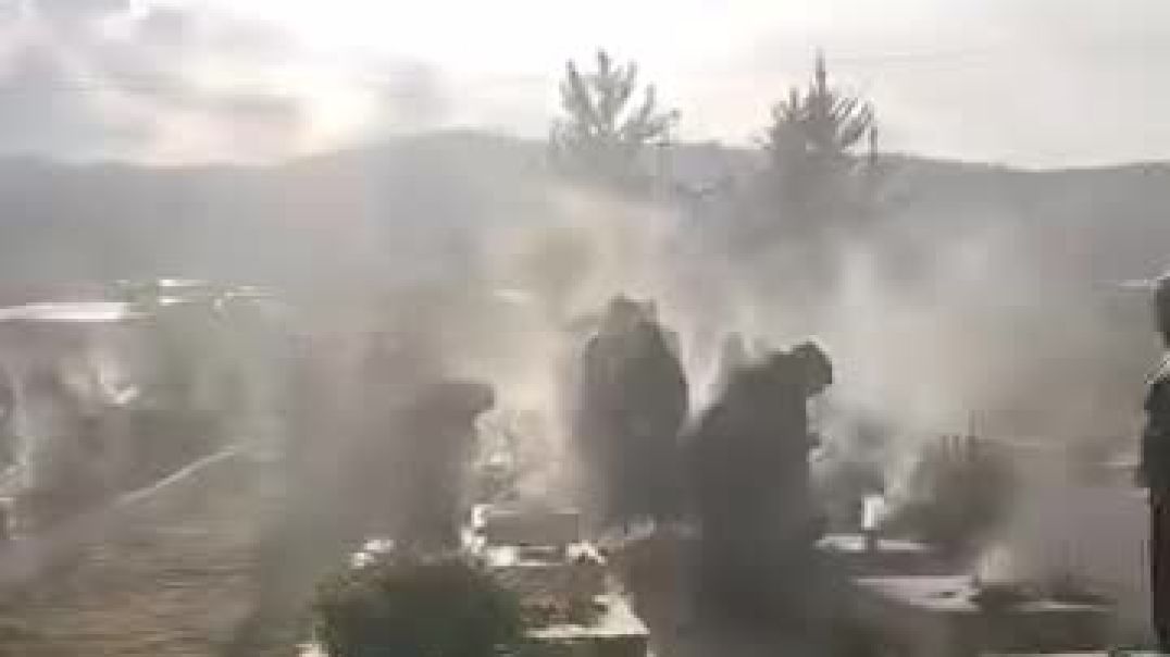 الأهالي يحيون ذكرى ضحايا المجازر في مناطق الساحل