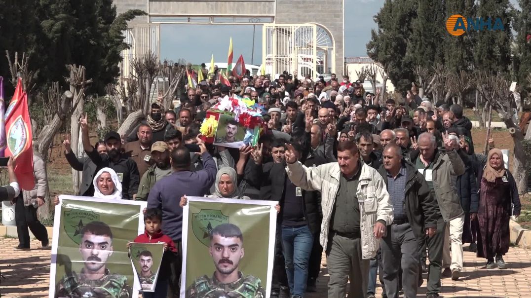 تشييع جثمان مقاتل لقسد في الدرباسية