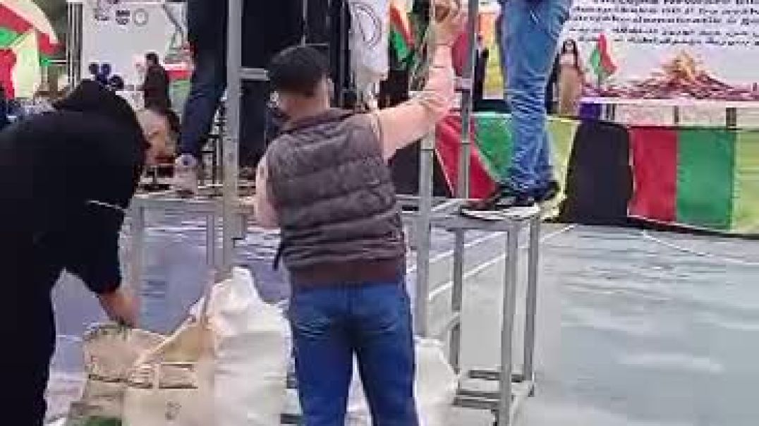 نوروز دمشق.. الكرد يتوافدون إلى نادي الفيحاء في مشروع دمر