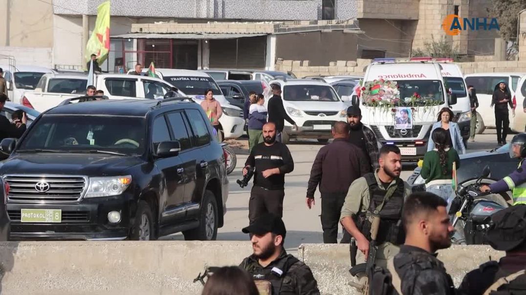 وصول موكب جثمان الشهيد صالح مسلم إلى مدينة قامشلو