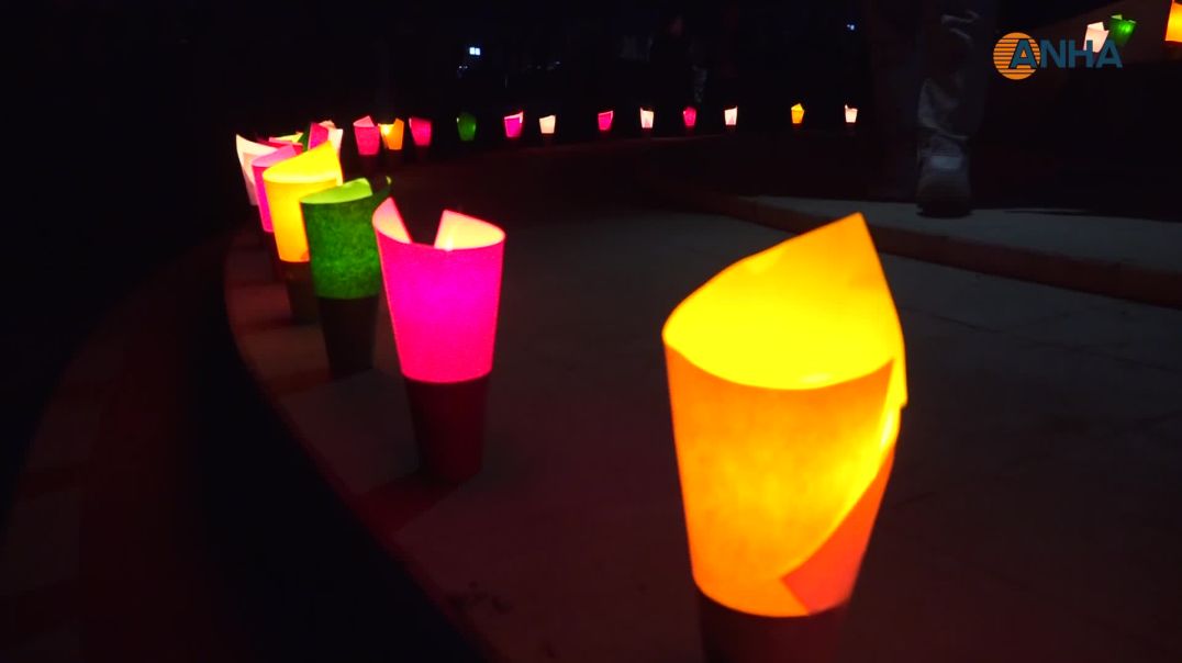 إشعال الشموع في روج آفا إحياء لذكرى شهداء انتفاضة قامشلو