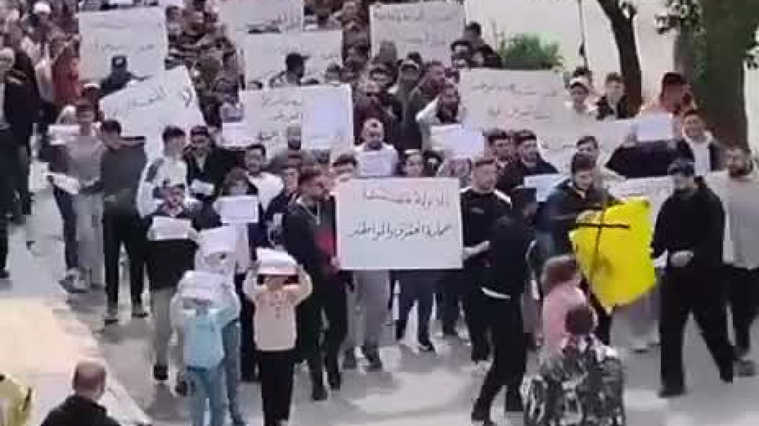 اعتصام سلمي صامت في السقيلبية رفضاً للطائفية