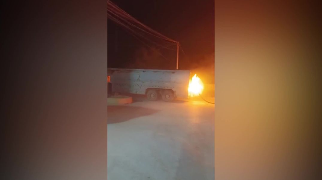 احتراق صهريج وقود في الحسكة يتسبب بأضرار مادية ويطال سيارات وأبنية