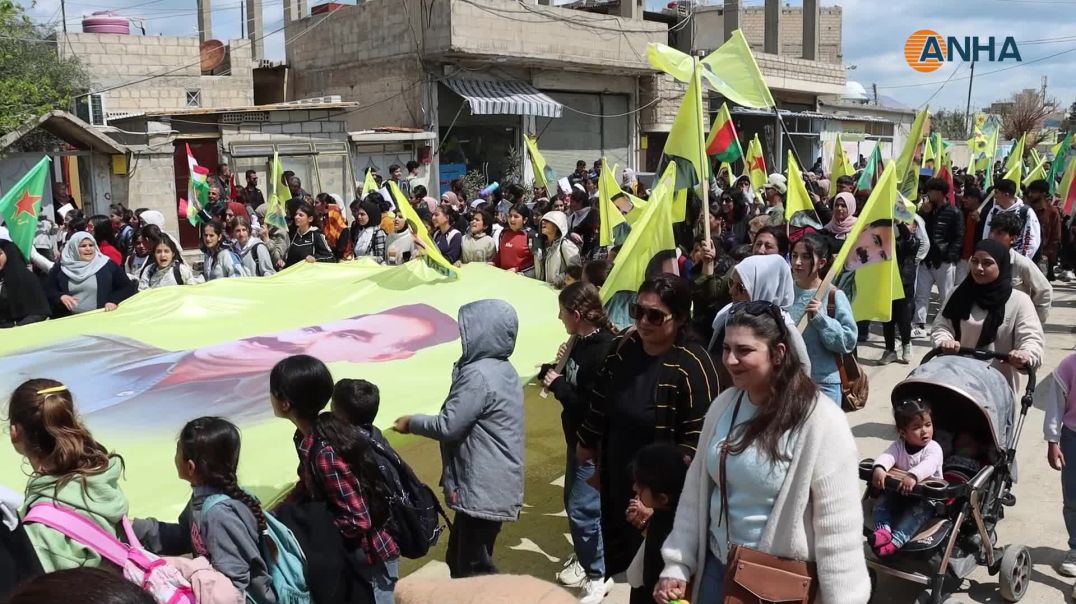 مظاهرة حاشدة في عامودا دعماً لجنوب وشرق كردستان تؤكد على وحدة الكرد