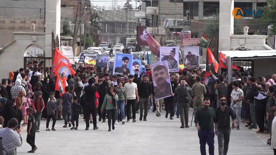 بمشاركة جماهيرية إقامة مراسم 8 شهداء في قامشلو