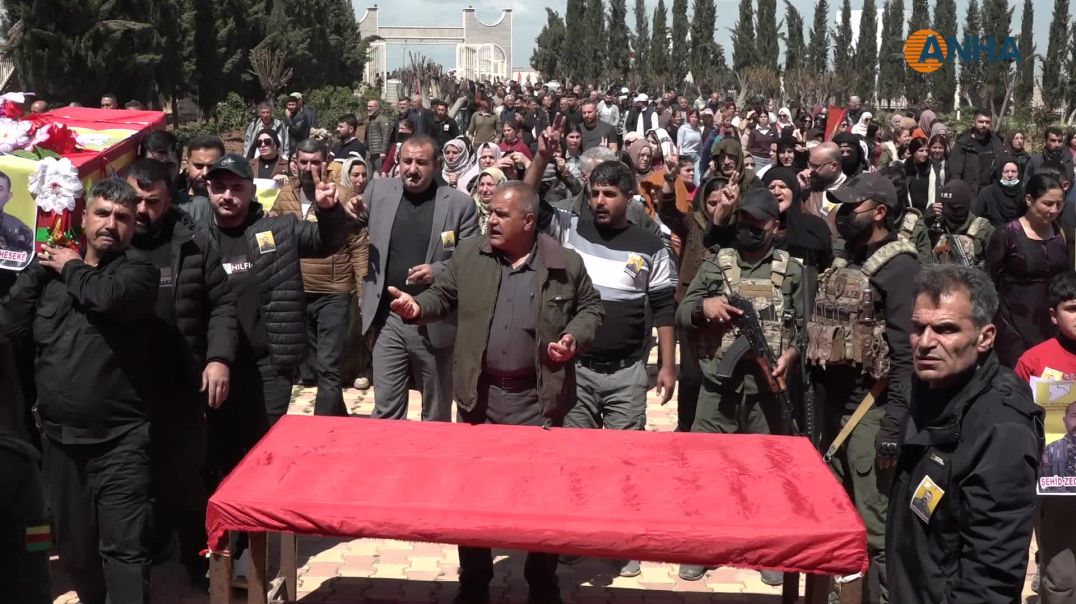تشييع جثمان مقاتل من قسد في الدرباسية
