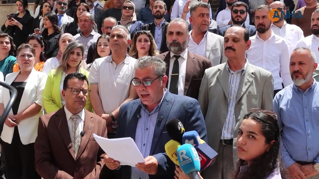اتحاد المحامين في قامشلو يندد بإزالة اللغة الكردية من واجهتي قصري العدل