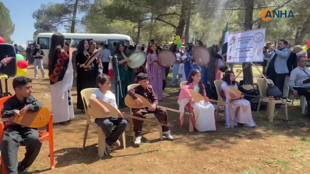 ⁣الكرد في دمشق يحيون عيد العمال العالمي باحتفالية جماهيرية في بحيرة زرزر