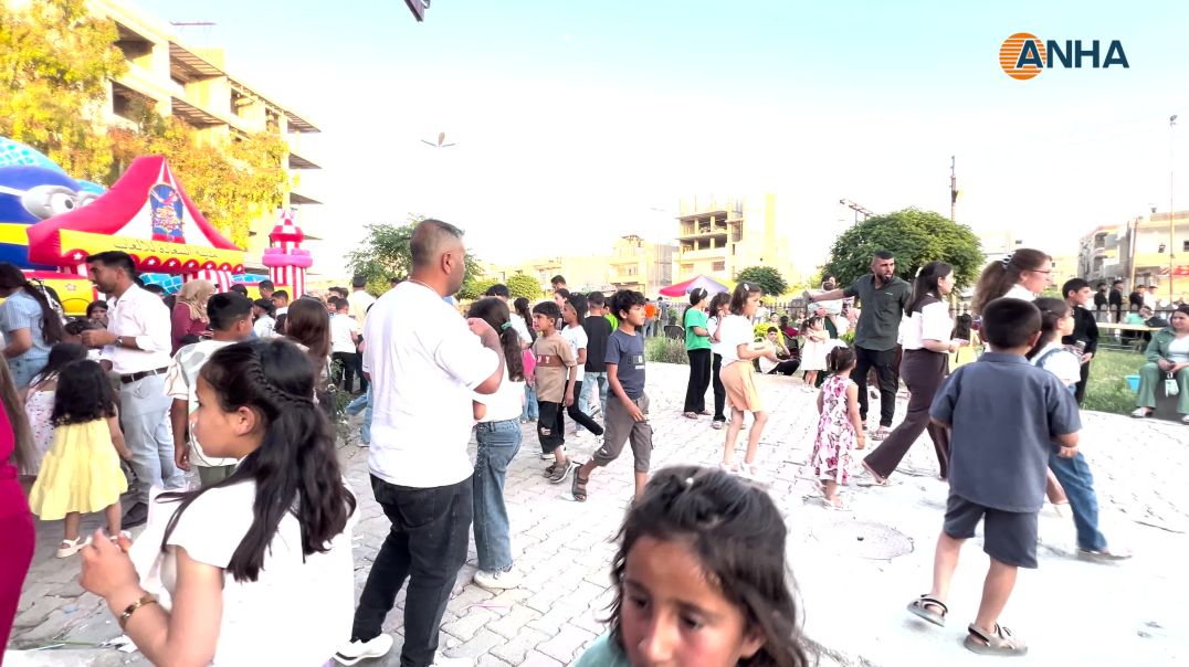 أجواء الفرح تملأ حدائق كوباني في أول أيام عيد الأضحى
