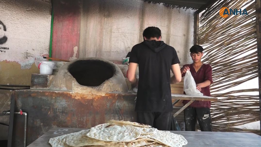 خبز التنور.. إرث تتوارثه الأجيال للحفاظ على الثقافة الكردية