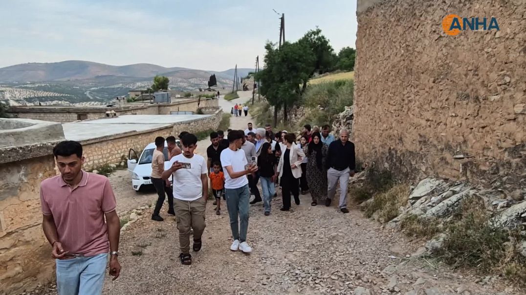 إلهام احمد تزور إدارة منطقة عفرين للتهنئة بالعيد