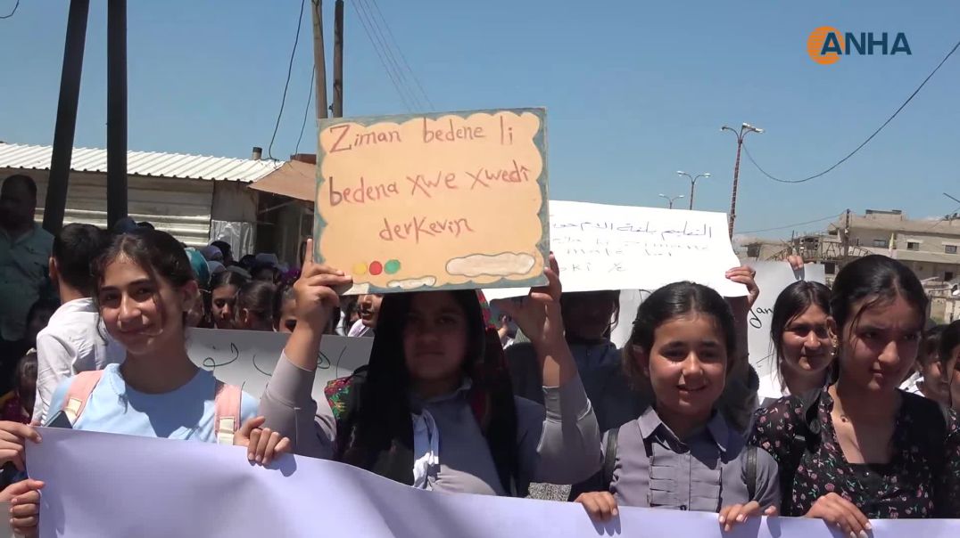 مسيرة حاشدة في جل آغا تطالب بتثبيت اللغة الكردية في الدستور السوري