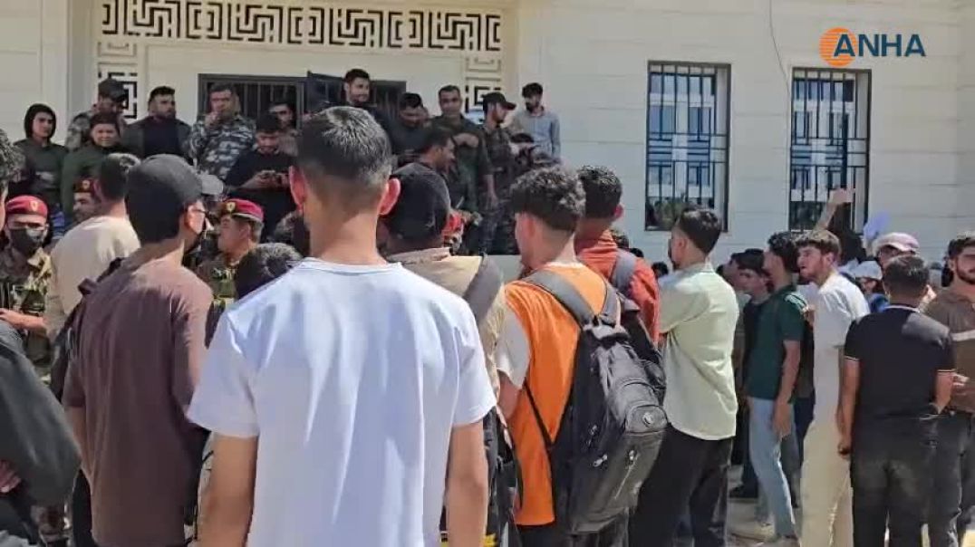 مطالبات بنقل مراكز الامتحانات إلى داخل مدينة كوباني