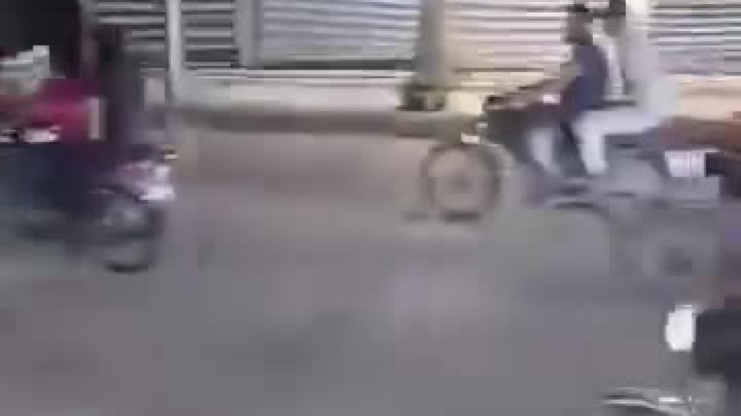 عش