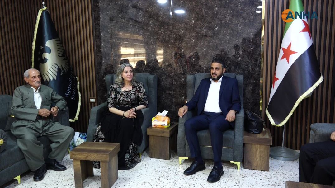 وفد من الشؤون السياسية بالحسكة يزور مديرة منطقة قامشلو لتهنئتها بمنصبها الجديد