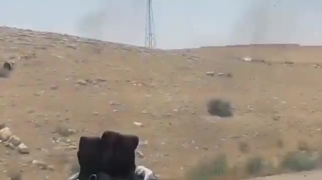 مصرع 8 أشخاص وإصابة العشرات في حادث تصادم حافلتين على طريق دير الزور - دمشق