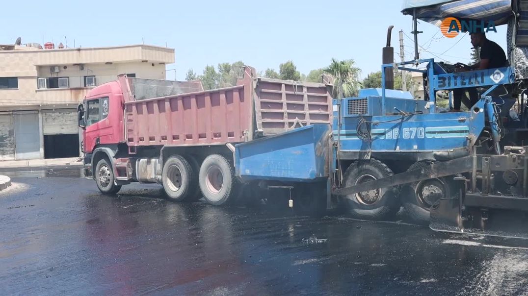 بلدية عامودا تقترب من إنجاز خطة تزفيت الطرق وتطالب بكميات إضافية من الزفت