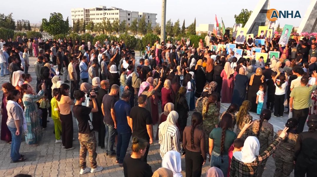 ⁣⁣تشييع جثامين 8 شهداء في كوباني