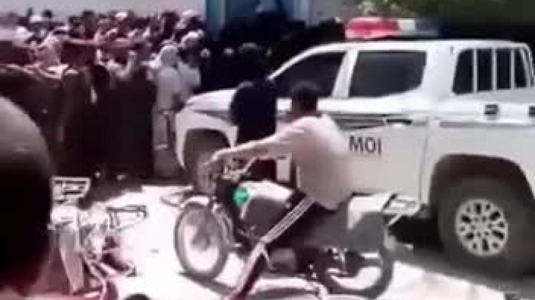 تصاعد المطالب الشعبية والوظيفية في عدة محافظات سورية