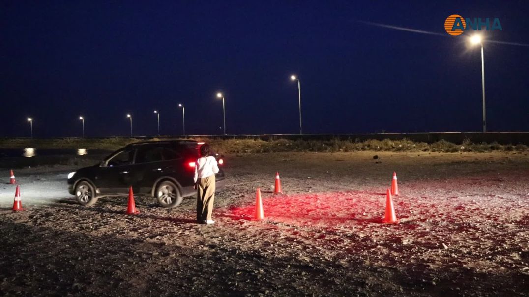 ⁣⁣شابة من ديرك تحول شغفها بالقيادة إلى مشروع لتعليم النساء